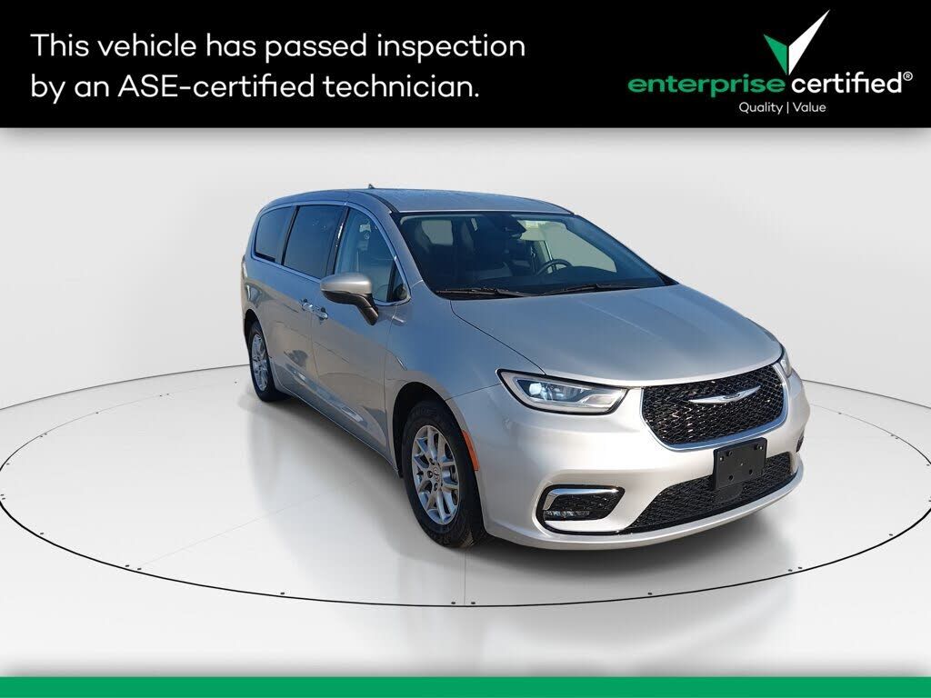 2023 CHRYSLER Pacifica