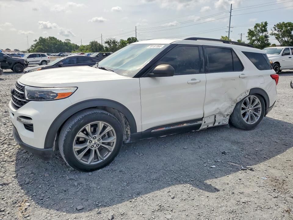 2022 FORD Explorer