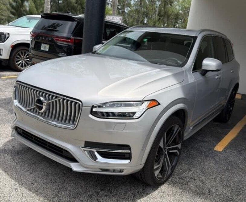 2024 VOLVO XC90
