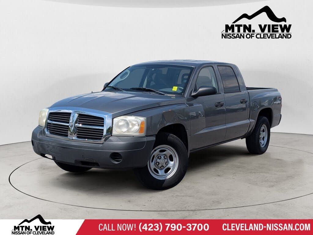 2005 DODGE Dakota