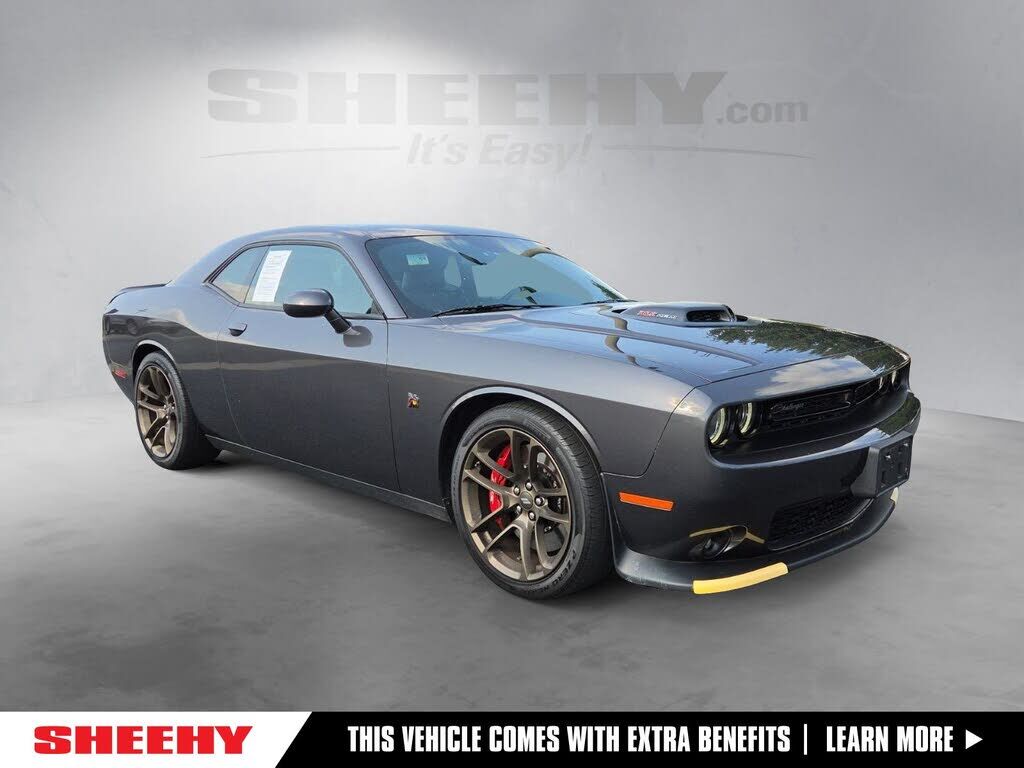 2021 DODGE Challenger