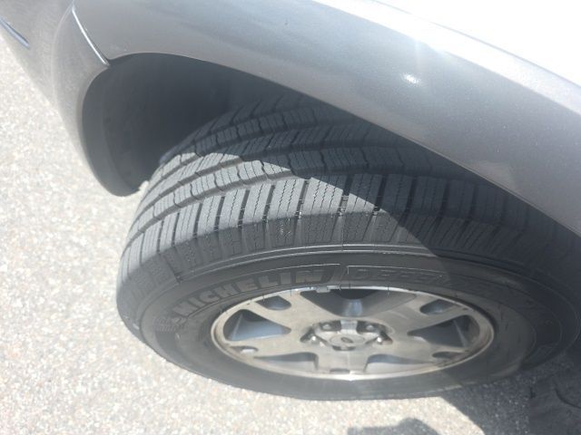 2003 FORD Escape