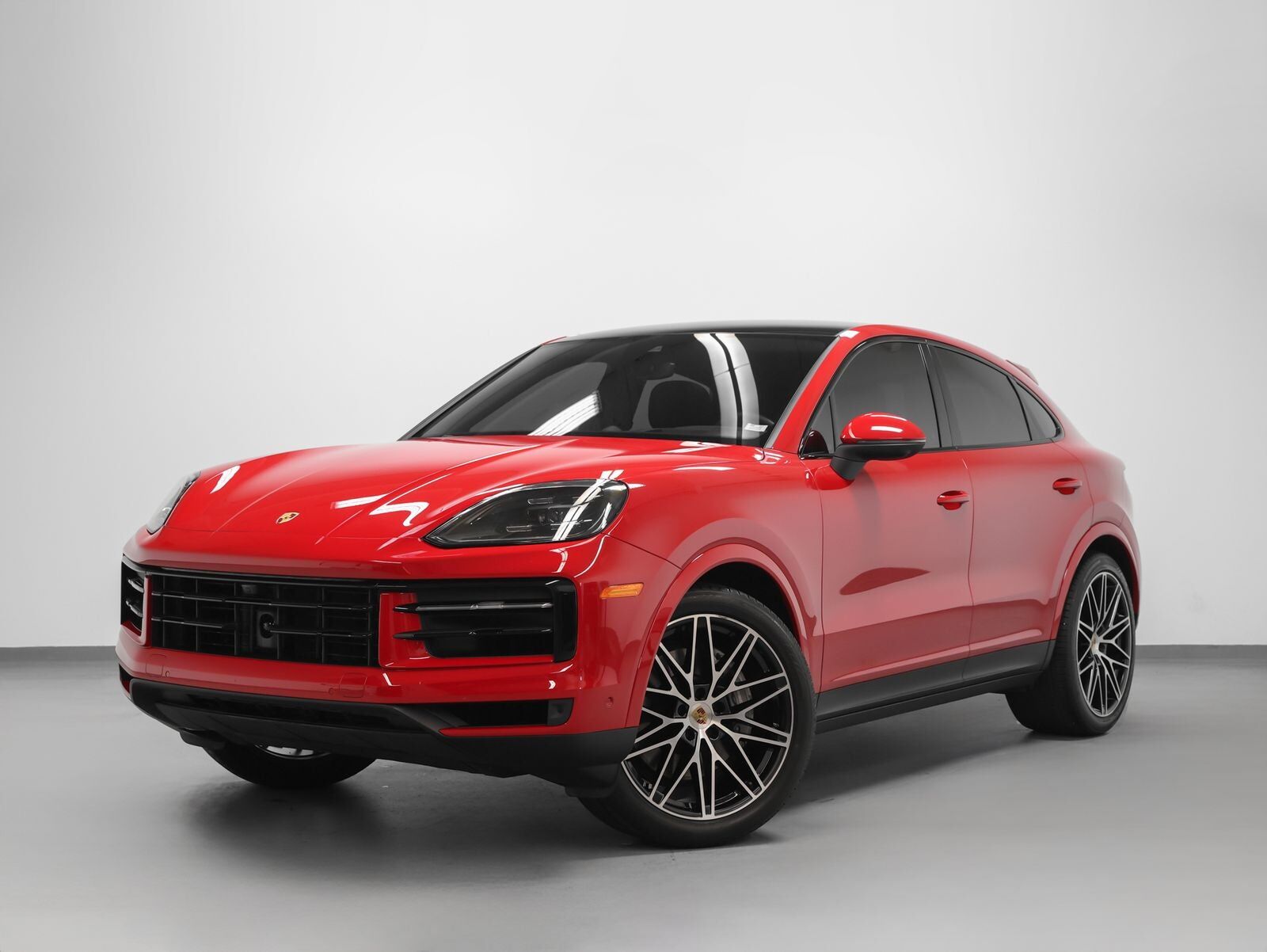 2024 PORSCHE Cayenne