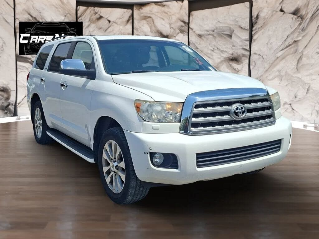 2013 TOYOTA Sequoia