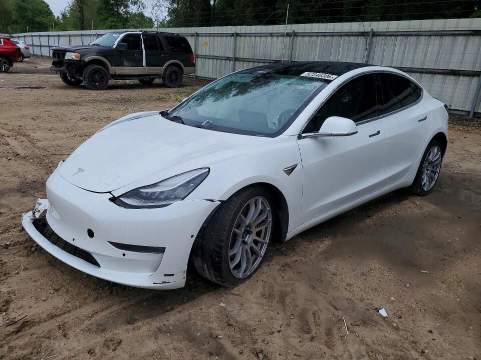 2020 TESLA Model 3