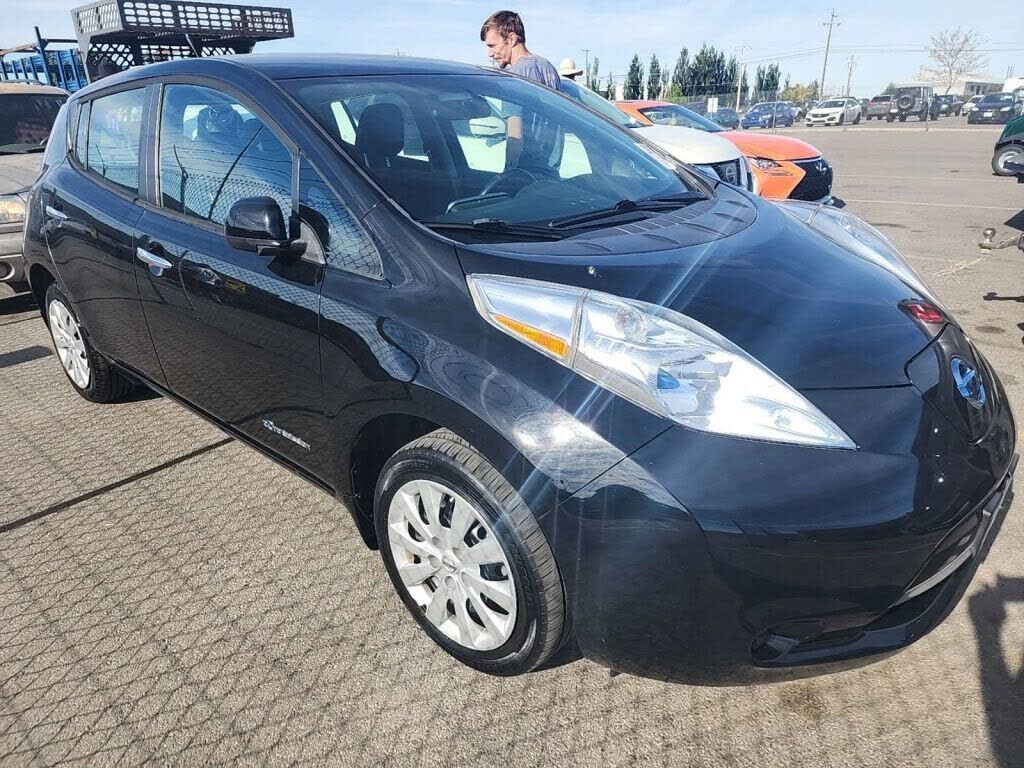 2015 NISSAN Leaf
