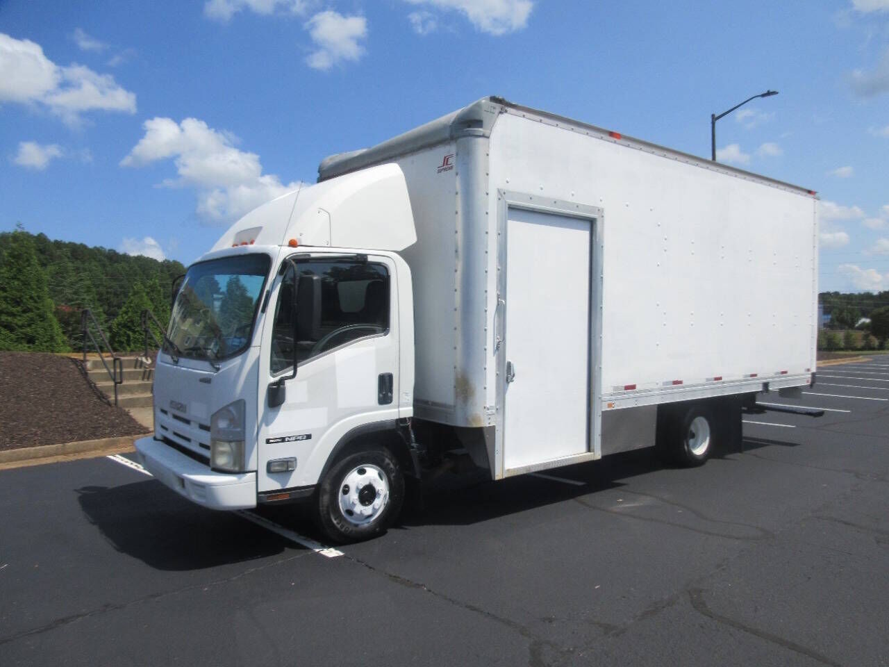 2012 ISUZU NPR/NPR-HD