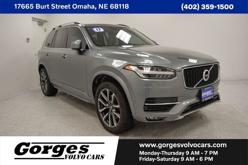 2017 VOLVO XC90