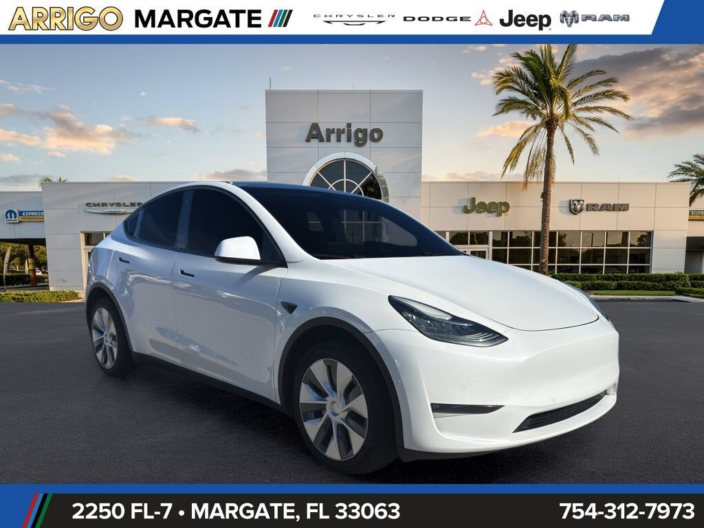 2020 TESLA Model Y