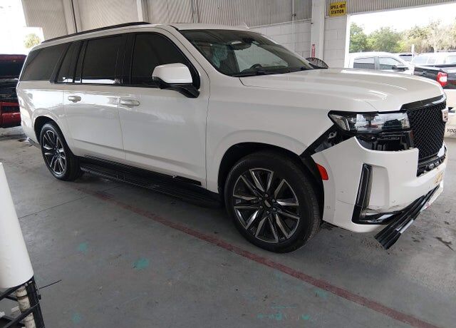 2021 CADILLAC Escalade ESV