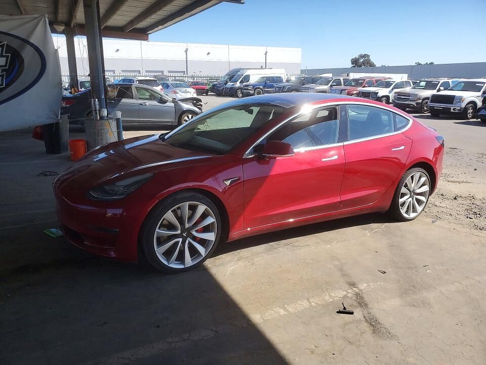 2018 TESLA Model 3