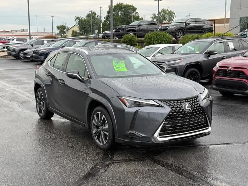 2024 LEXUS UX