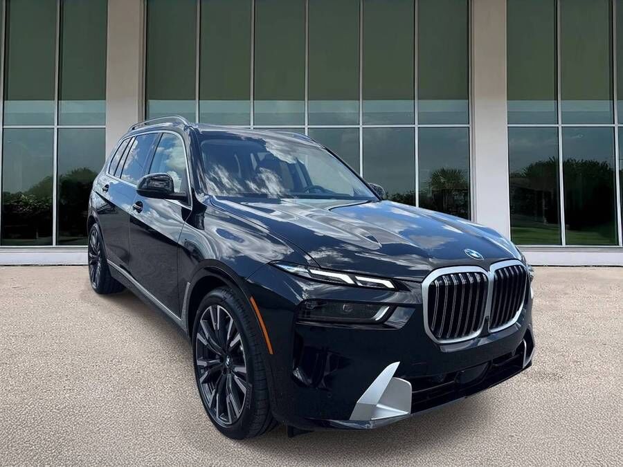 2027 BMW X7