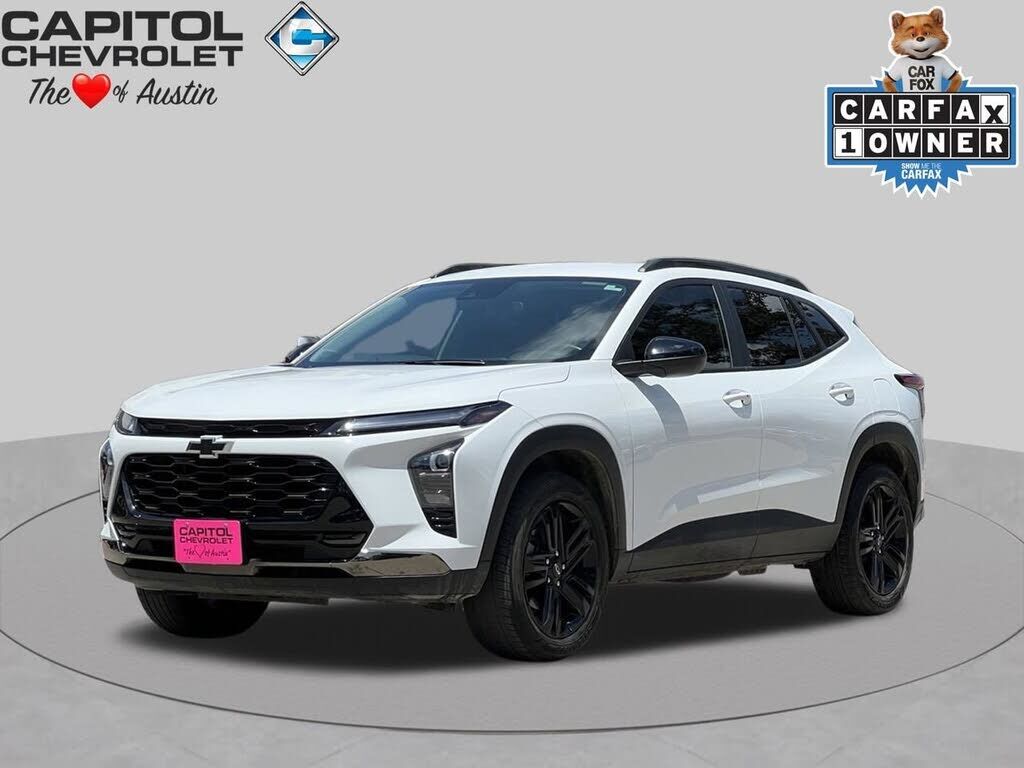 2025 CHEVROLET Trax