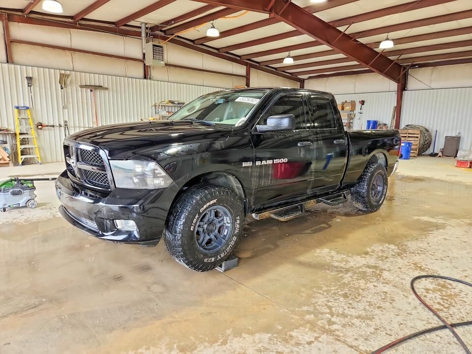 2012 DODGE Ram