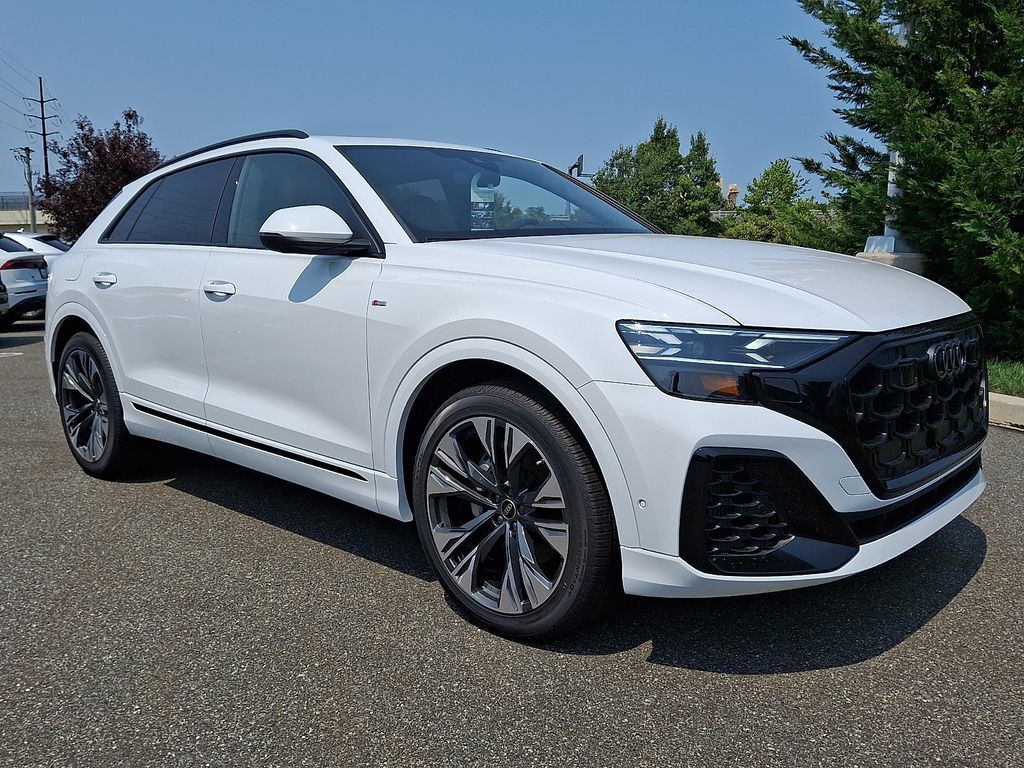 2026 AUDI Q8