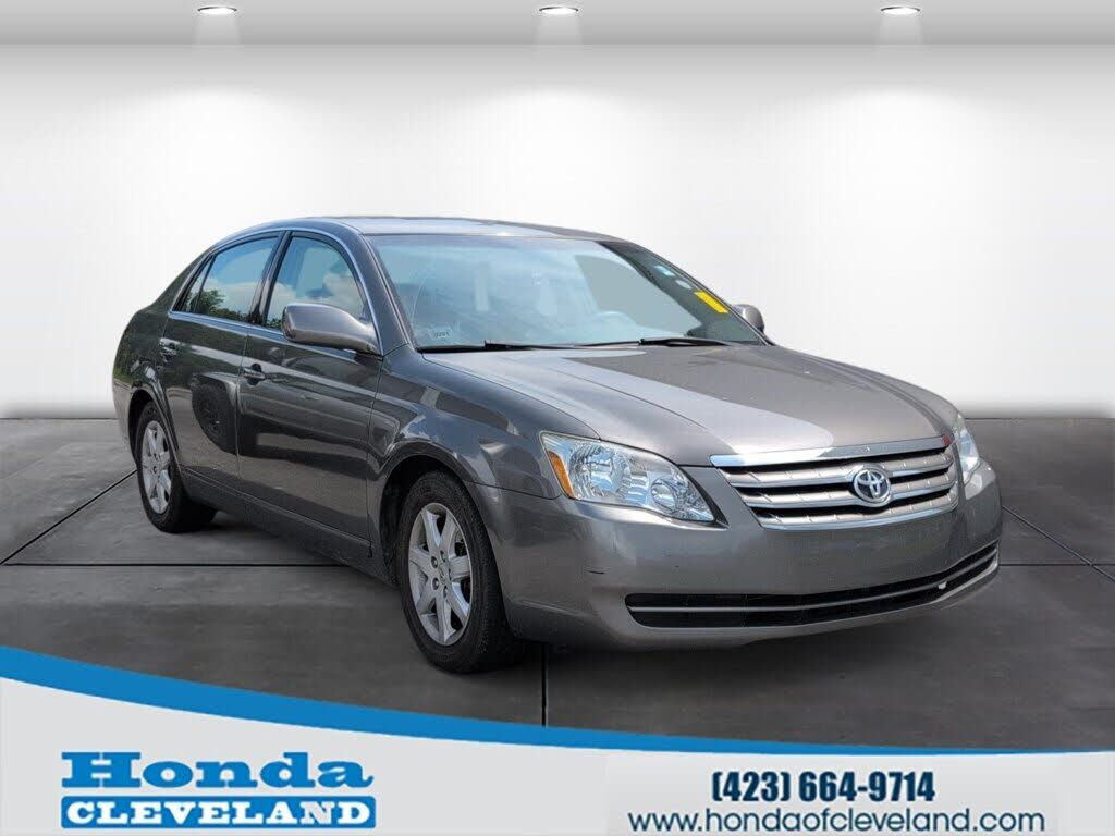 2006 TOYOTA Avalon