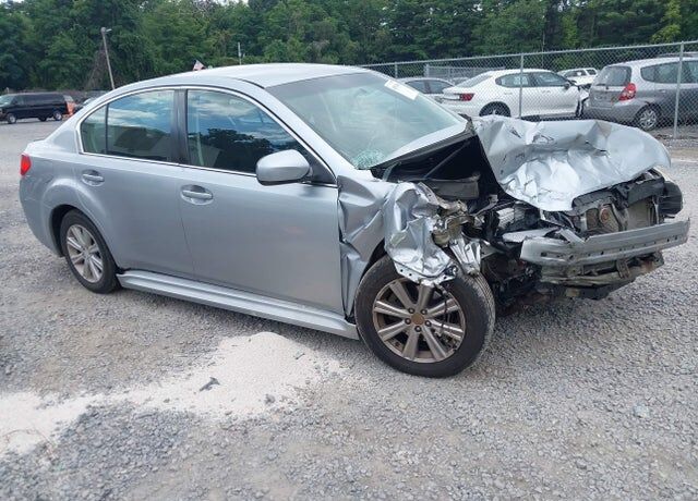 2012 SUBARU Legacy