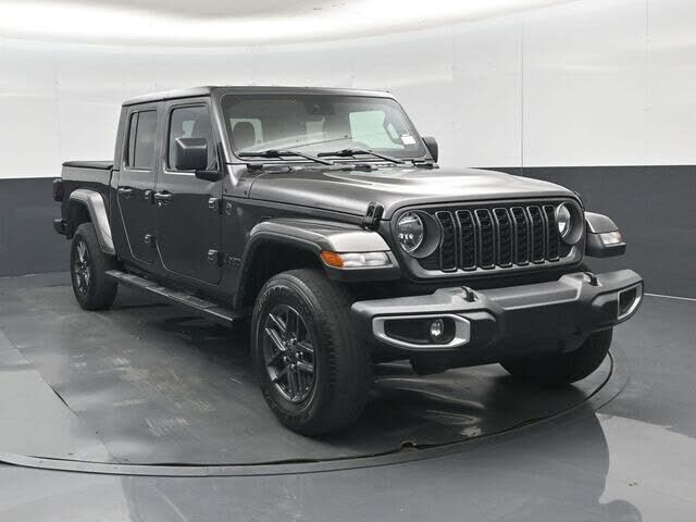 2024 JEEP Gladiator