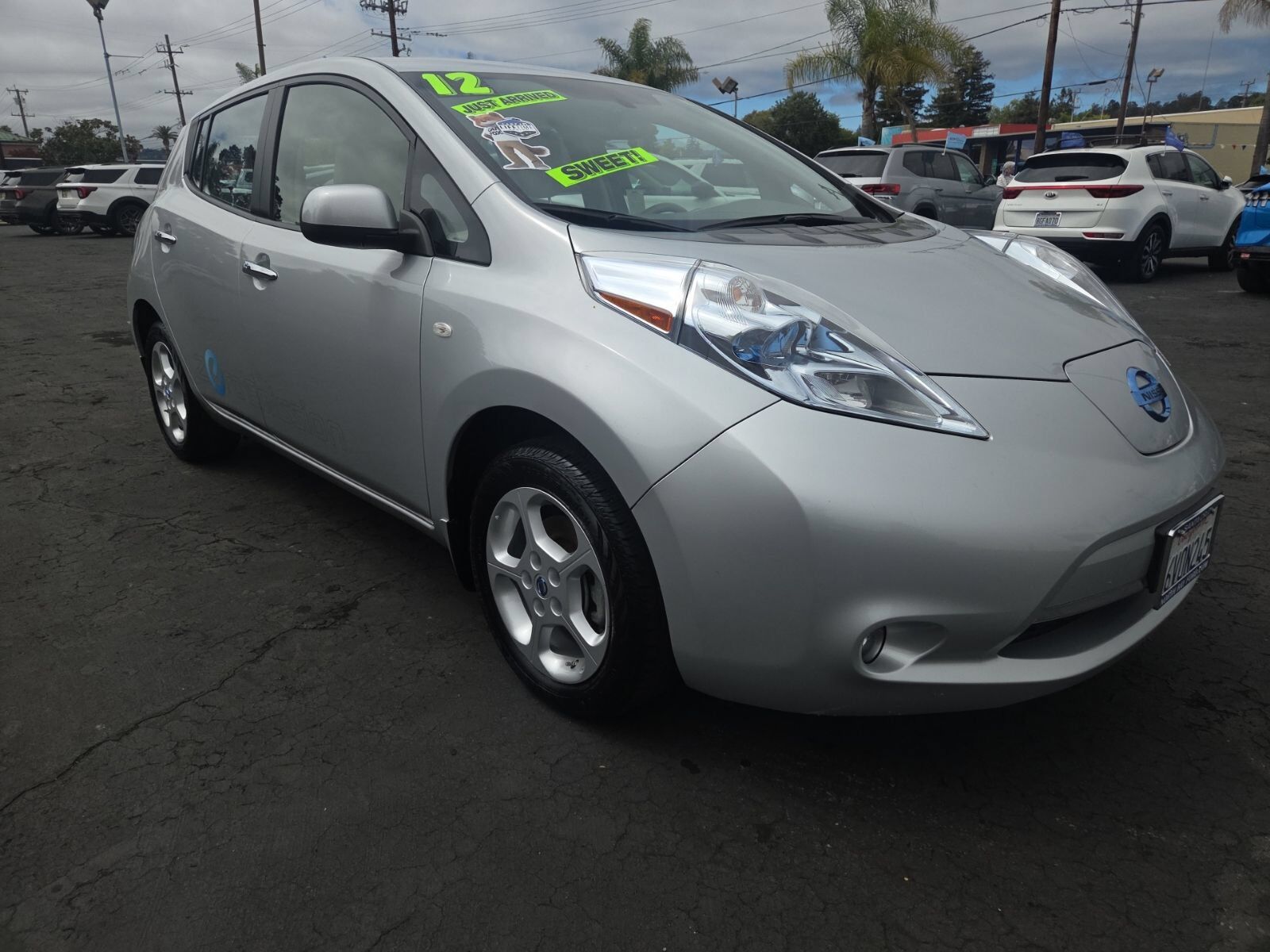 2012 NISSAN Leaf