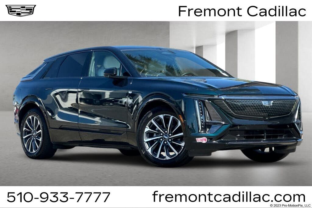 2024 CADILLAC Lyriq