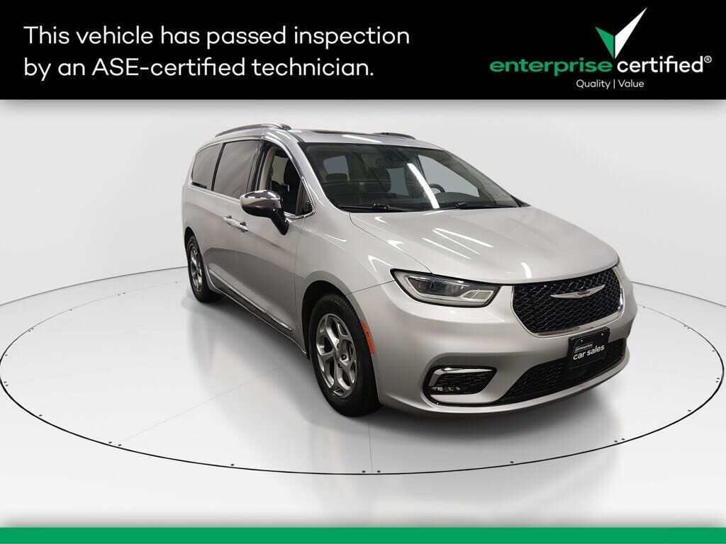 2023 CHRYSLER Pacifica