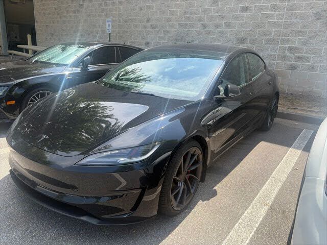 2024 TESLA Model 3