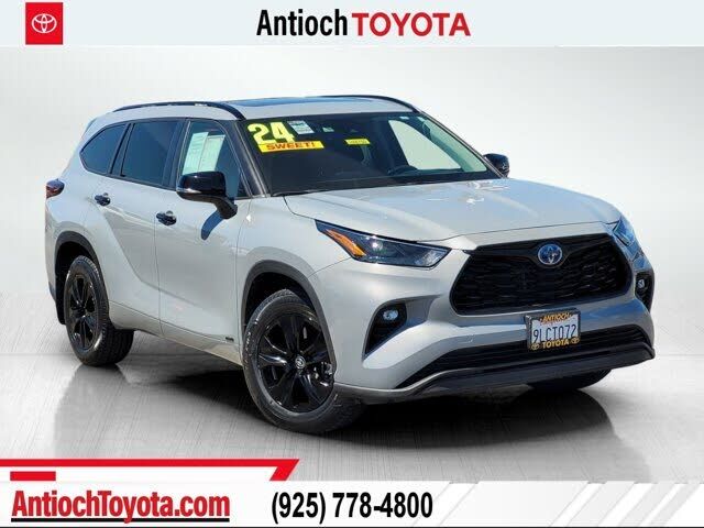 2024 TOYOTA Highlander