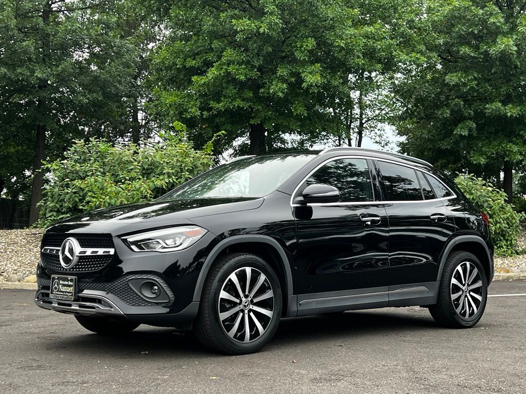 2023 MERCEDES-BENZ GLA-Class