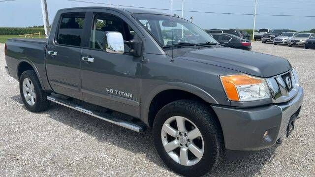 2014 NISSAN Titan