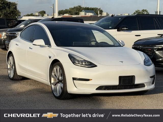 2018 TESLA Model 3