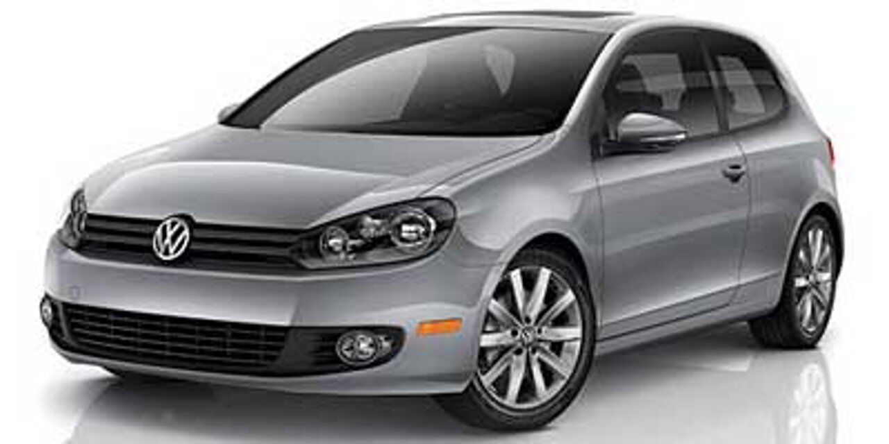 2011 VOLKSWAGEN Golf
