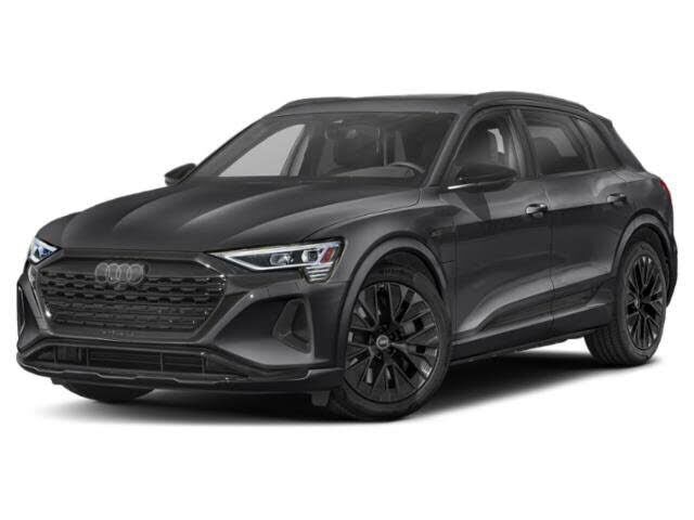 2024 AUDI Q8