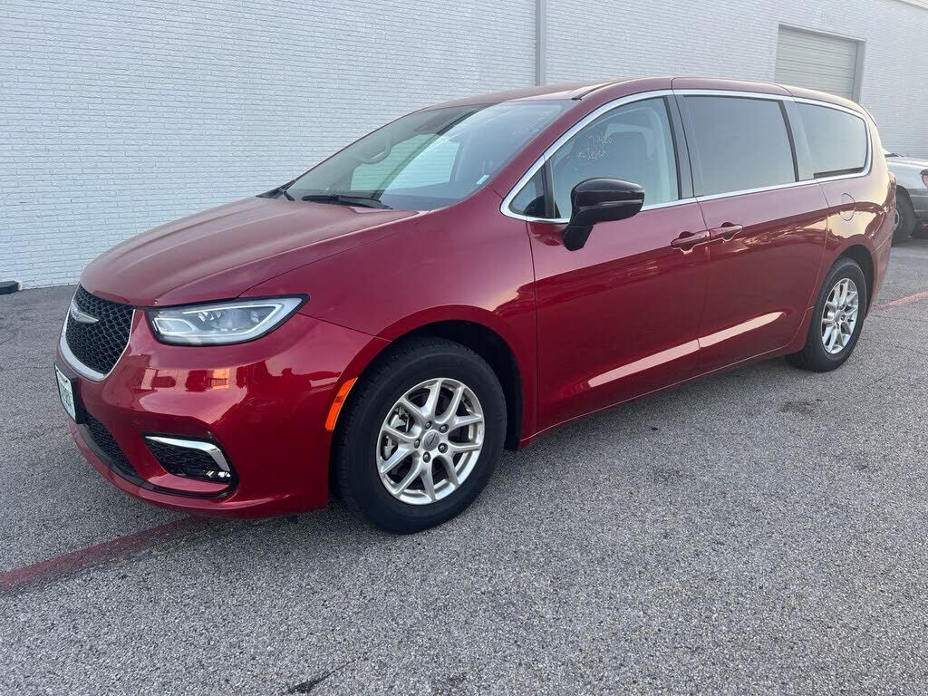 2024 CHRYSLER Pacifica