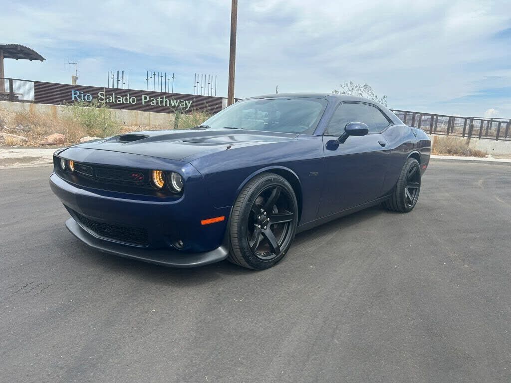 2016 DODGE Challenger