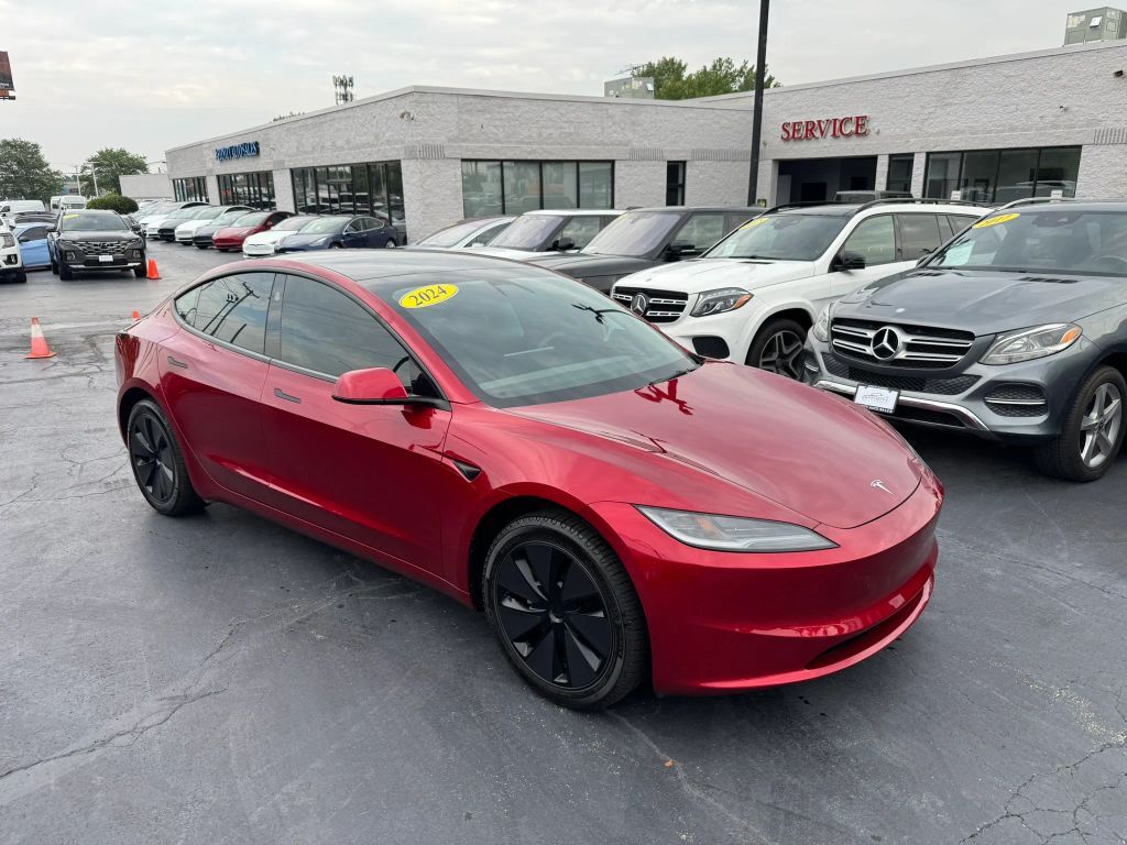 2024 TESLA Model 3