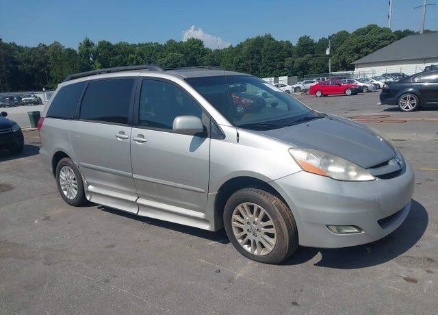2008 TOYOTA Sienna