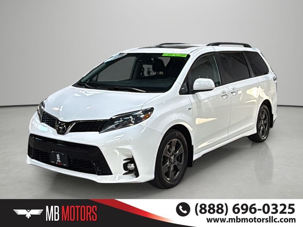 2020 TOYOTA Sienna