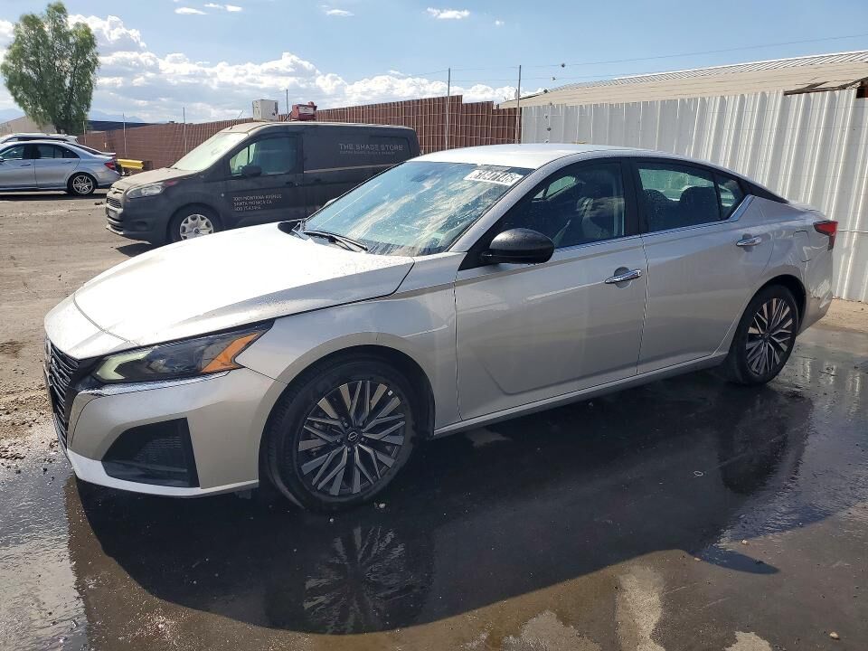 2025 NISSAN Altima