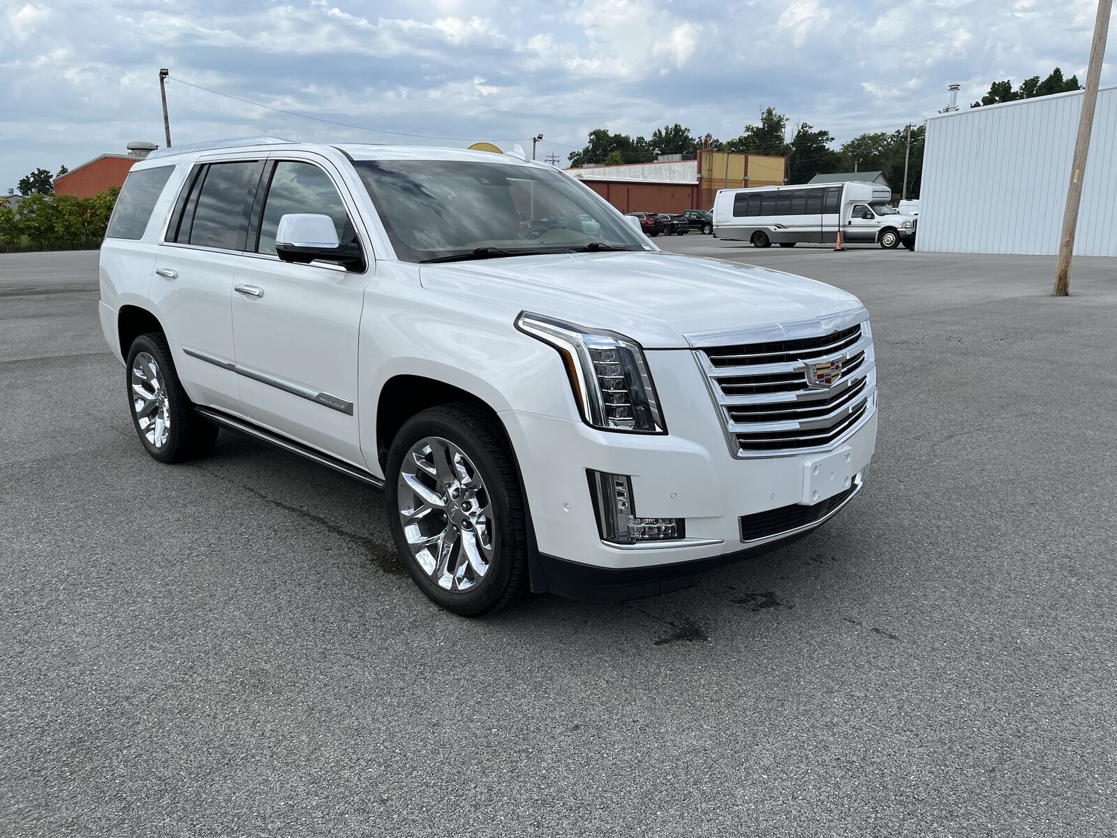 2017 CADILLAC Escalade
