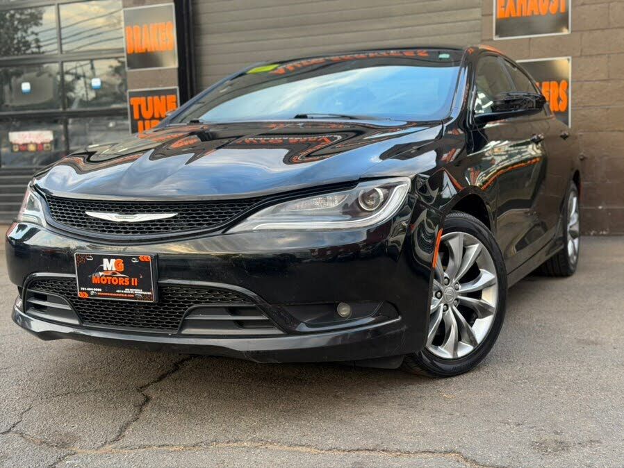 2015 CHRYSLER 200