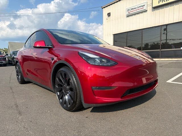 2024 TESLA Model Y