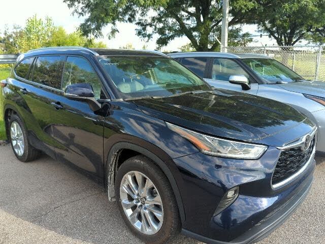 2022 TOYOTA Highlander
