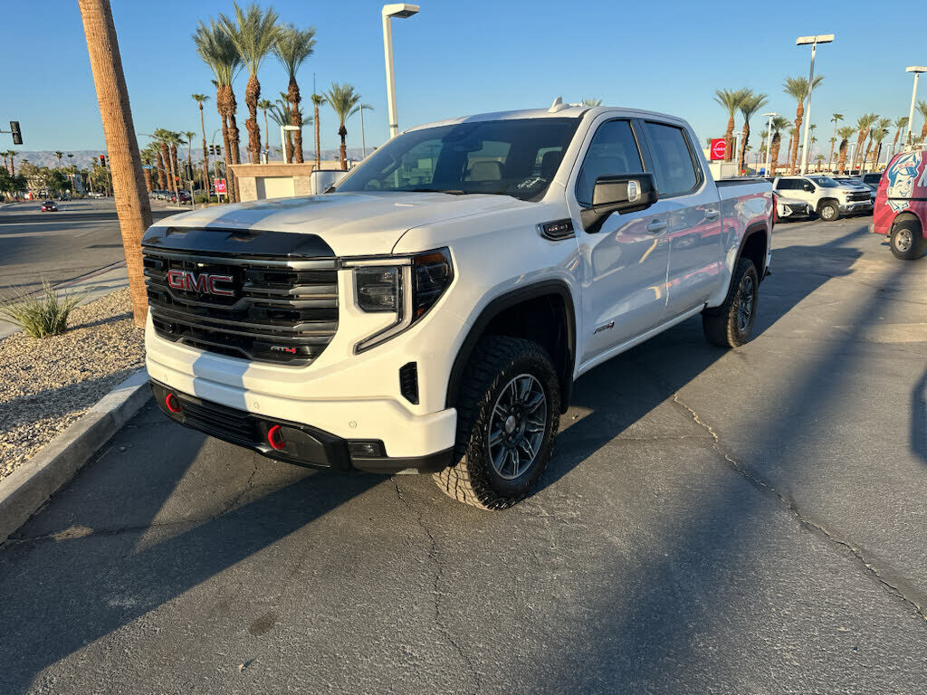 2025 GMC Sierra