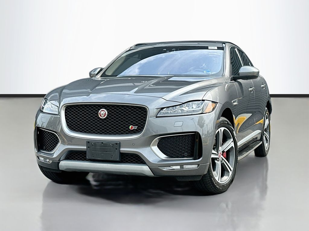 2018 JAGUAR F-Pace