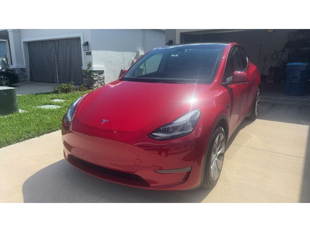 2023 TESLA Model Y