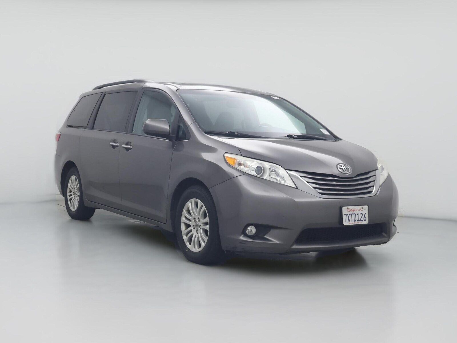2017 TOYOTA Sienna