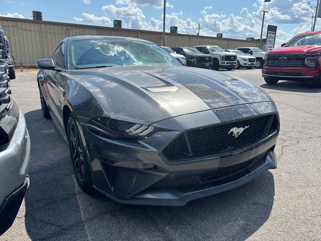 2020 FORD Mustang