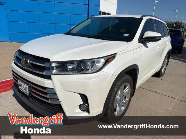 2017 TOYOTA Highlander
