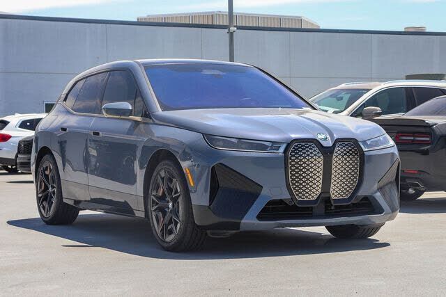 2023 BMW ix